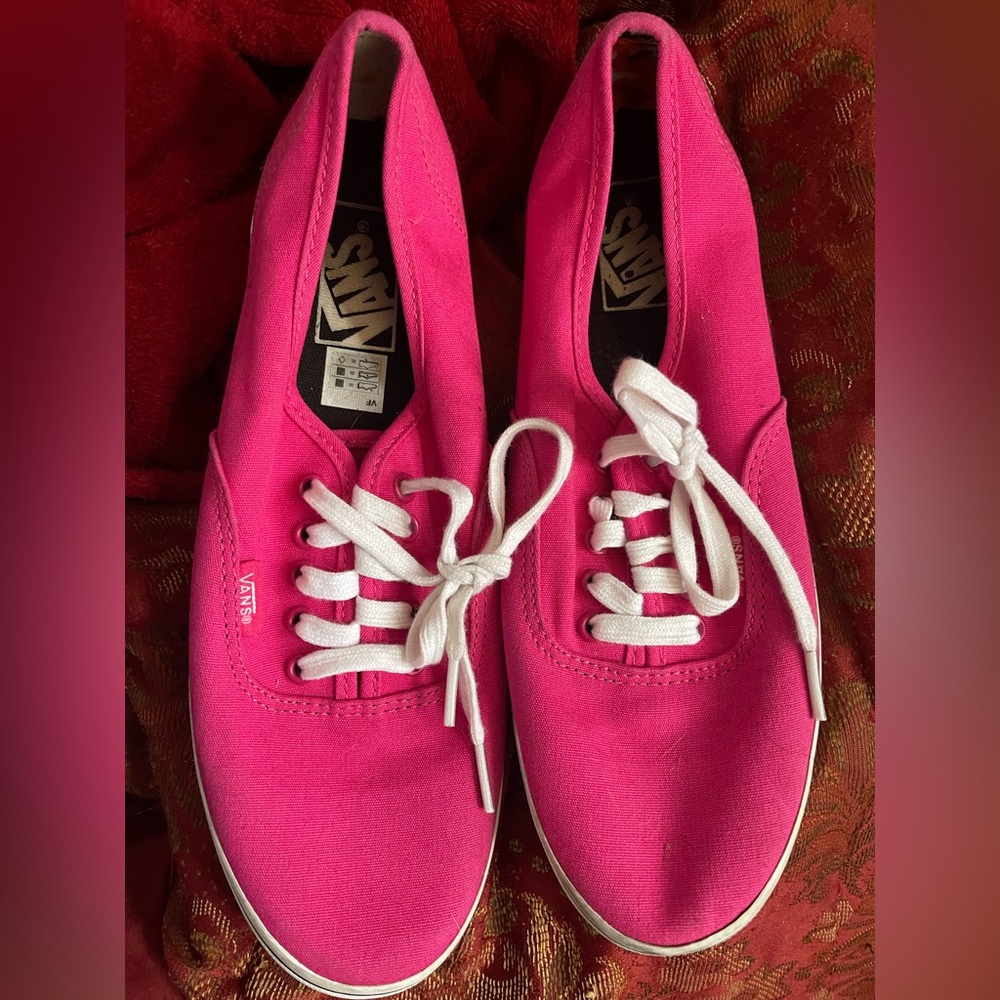 Vans Women's Vibrant Pink Sneakers